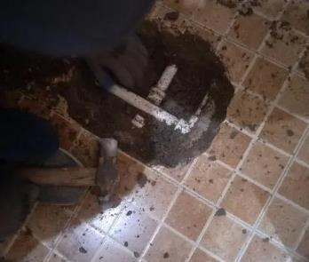 安图卫生间漏水维修公司为您分享下卫生间渗水如何处理及注意事项